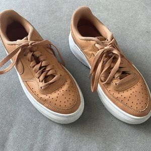 Women’s Tan Nike Air-force 1.